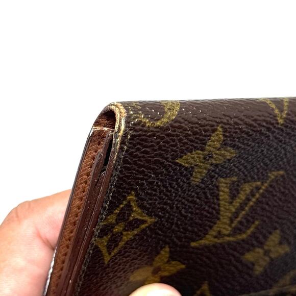 Louis Vuitton Monogram Long Wallet - Picture 11 of 16